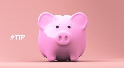 KiwiSaver tip - pink piggy bank